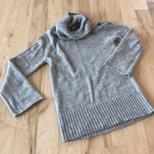Isda & Co  Sweater - gray - L - like new